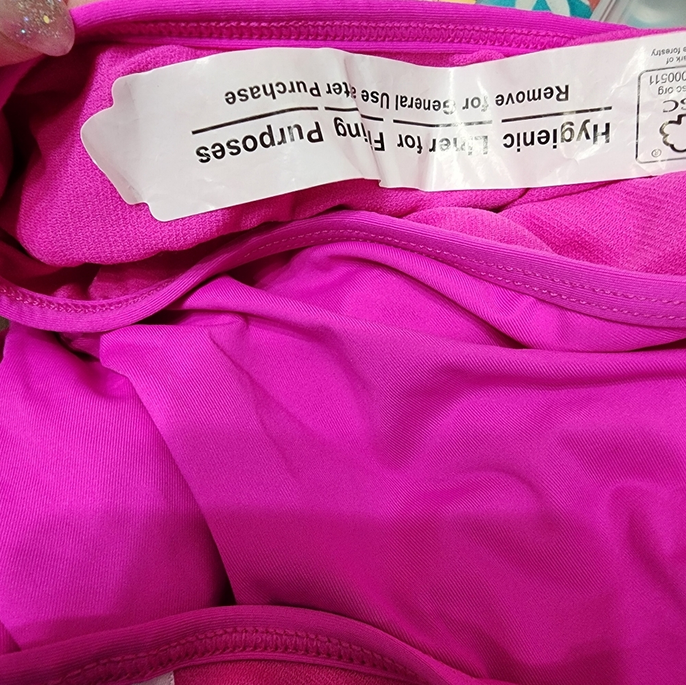 NWOT Ambrielle Swimsuit Small One Piece Pink Embroidered Beach Swim MSRP 89 B573 - Picture 6 of 6